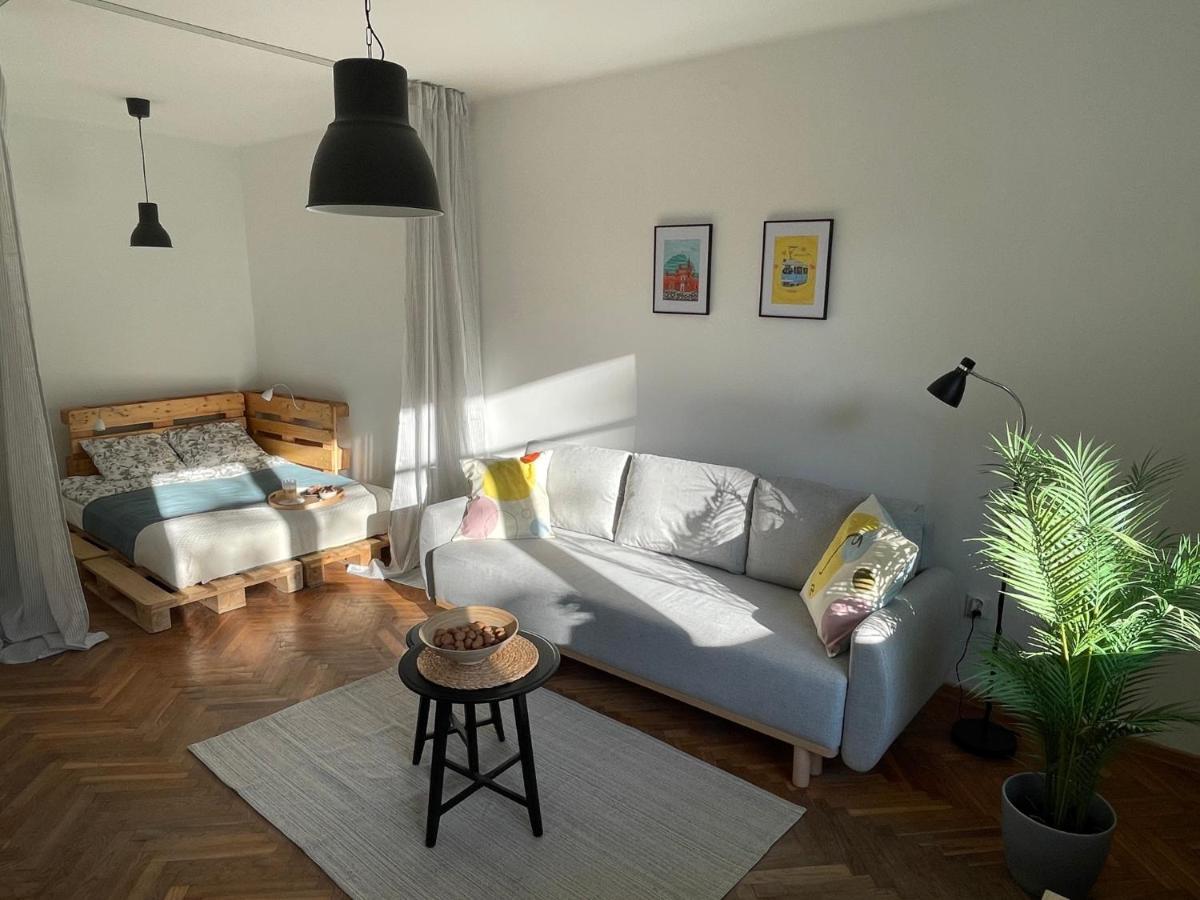 Old Town Nest Apartment Krakow Bagian luar foto